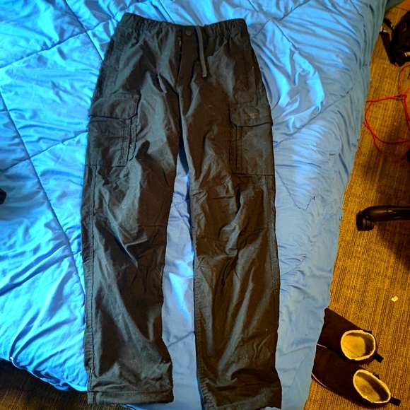 H&M pants - Picture 1 of 3